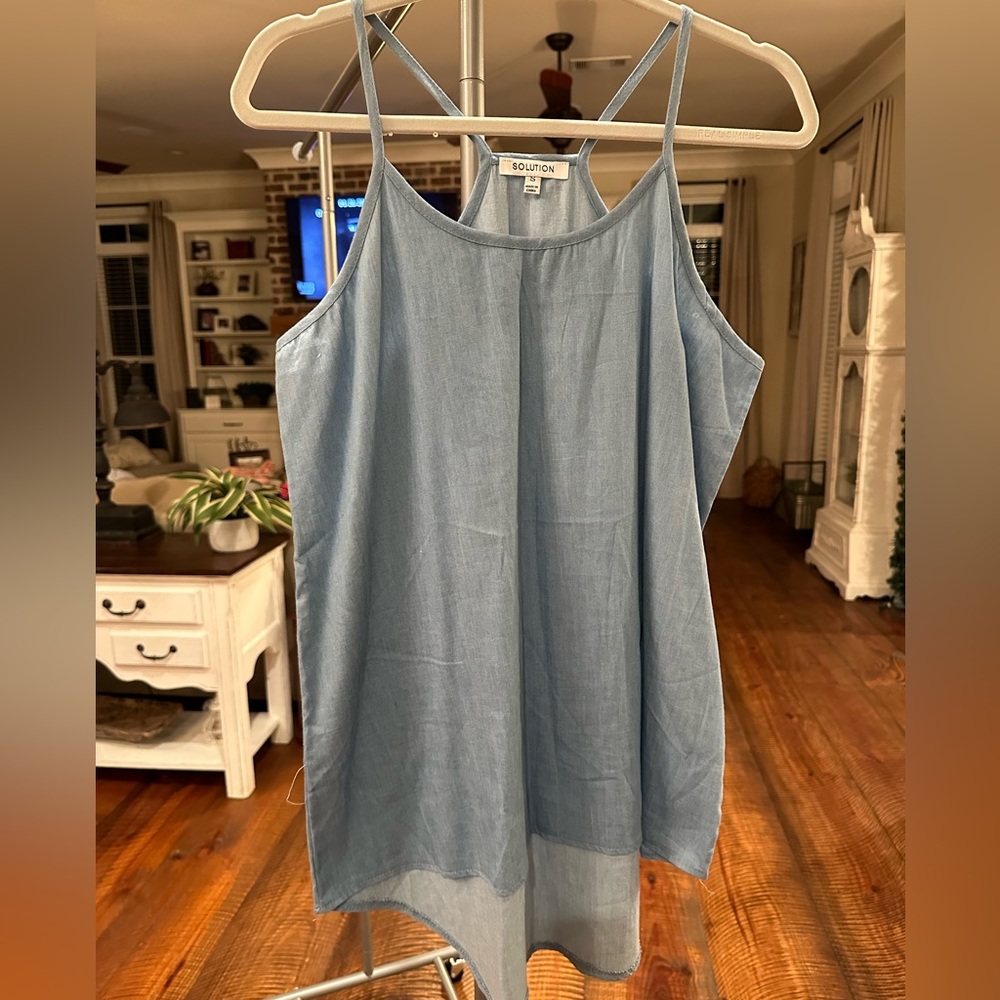 Women’s Casual Tank Size Medium